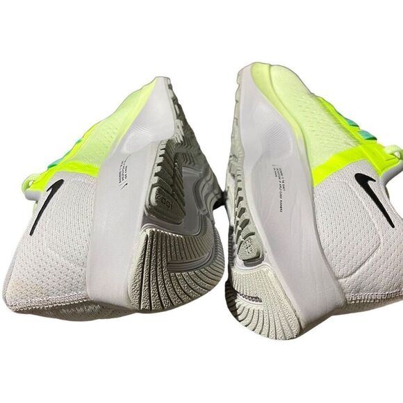Nike Sneakers Air Zoom Pegasus 38‎ Women\'s 9.5 Volt Green White Black CW7358-700